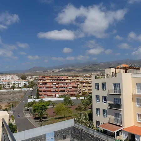 Aqua Vista 2 Bed Penthouse With Great Views דירה *