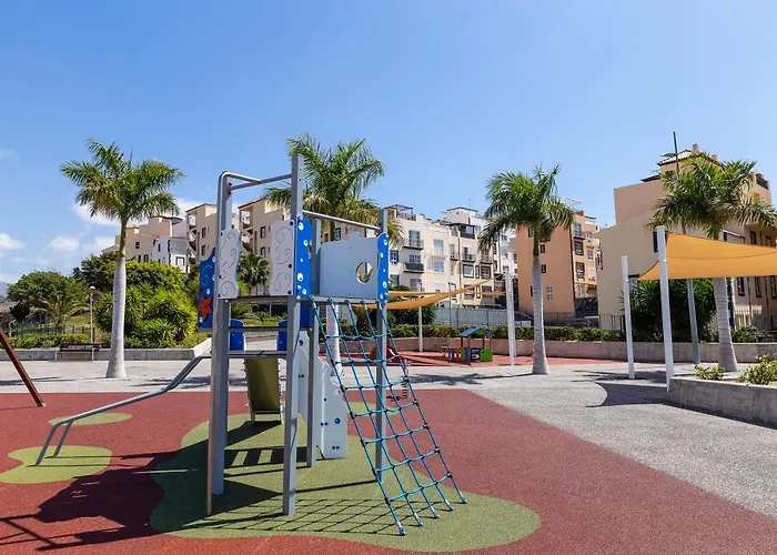 Апартаменты Aqua Vista 2 Bed Penthouse With Great Views *